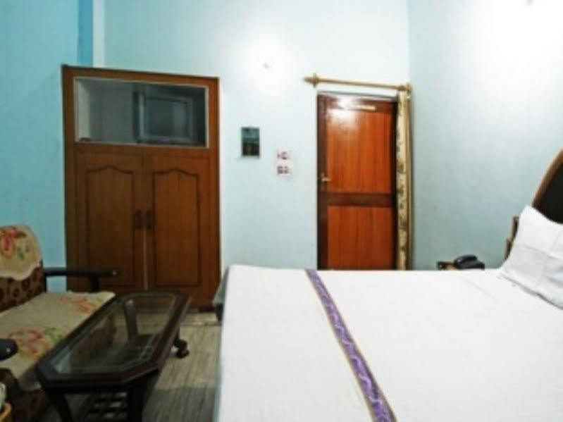 Dev Hotel Харідвар Екстер'єр фото